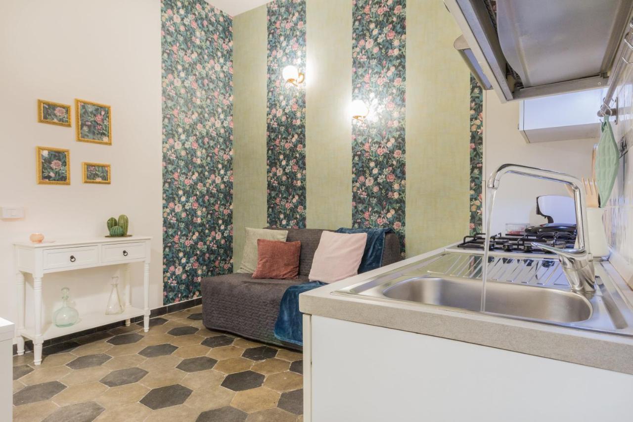 Appartamento Flora Metro Vittorio Рим Екстер'єр фото