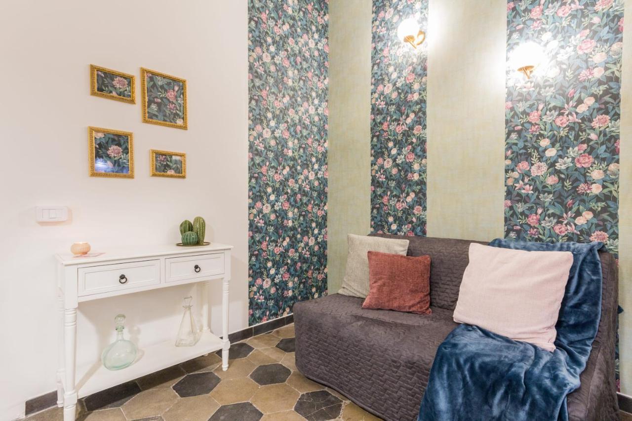 Appartamento Flora Metro Vittorio Рим Екстер'єр фото
