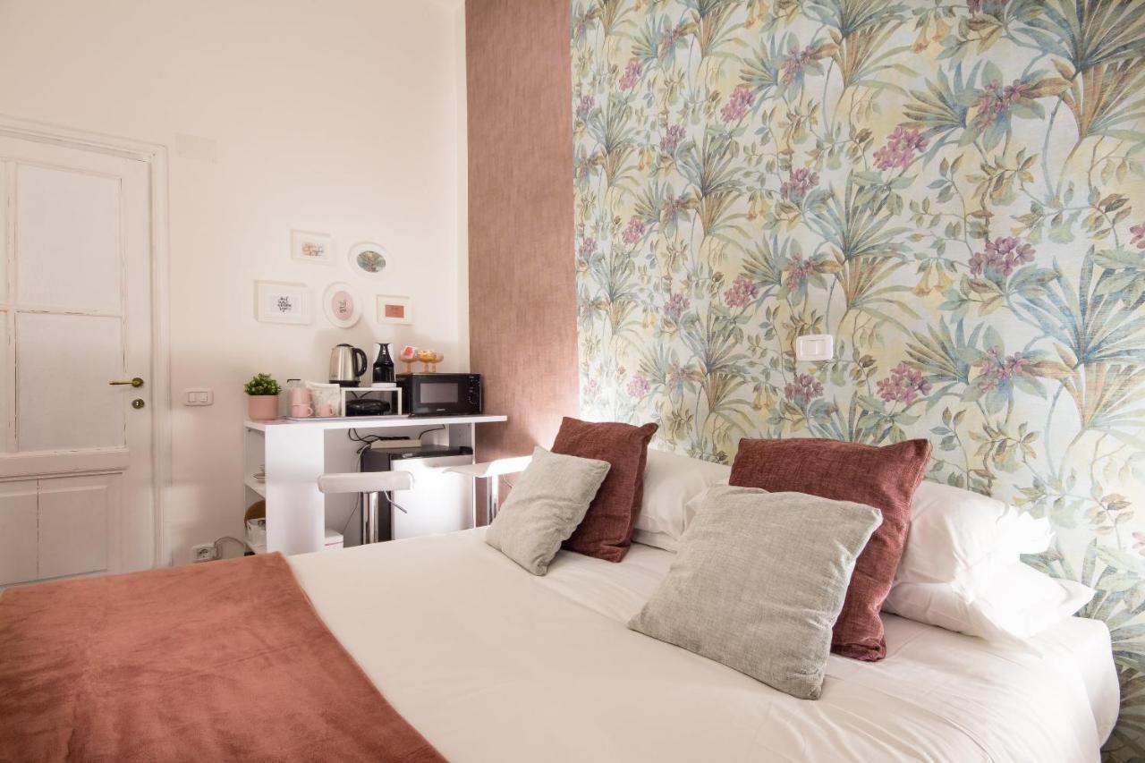 Appartamento Flora Metro Vittorio Рим Екстер'єр фото